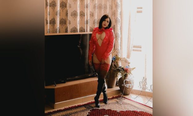 Spanking & BDSM sex with a Transwoman