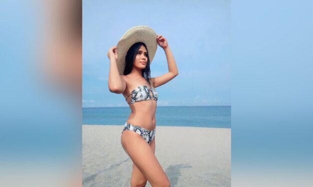 Mariah Peters a stunning trans girl